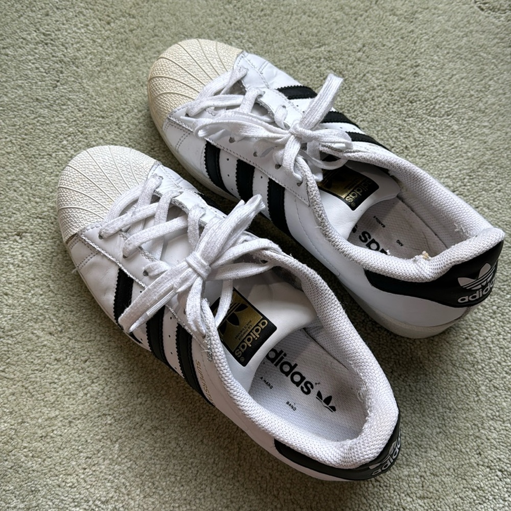 Adidas superstar